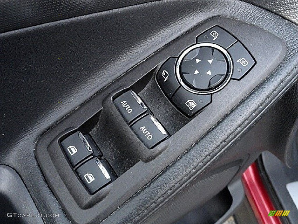 2013 Ford Explorer Sport 4WD Controls Photo #118870910
