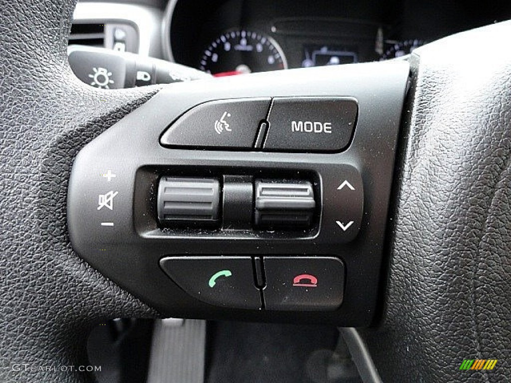 2017 Kia Sorento L Controls Photo #118871891