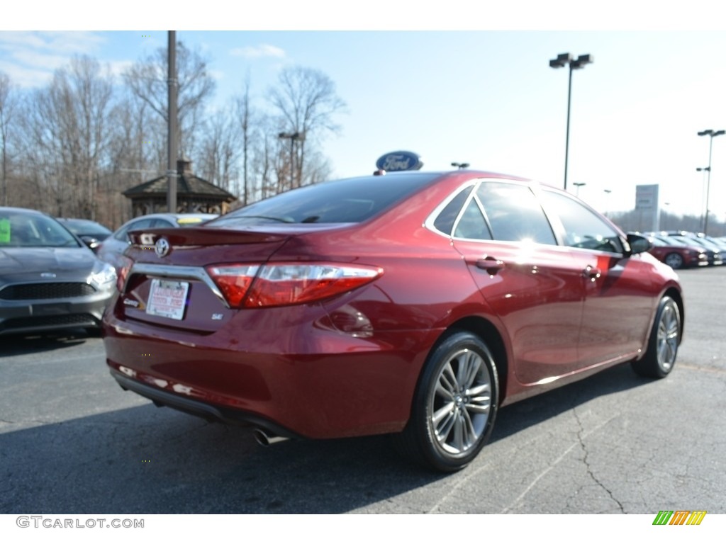 2015 Camry SE - Ruby Flare Pearl / Black photo #3