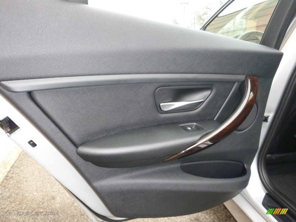 2014 3 Series 320i xDrive Sedan - Glacier Silver Metallic / Black photo #14