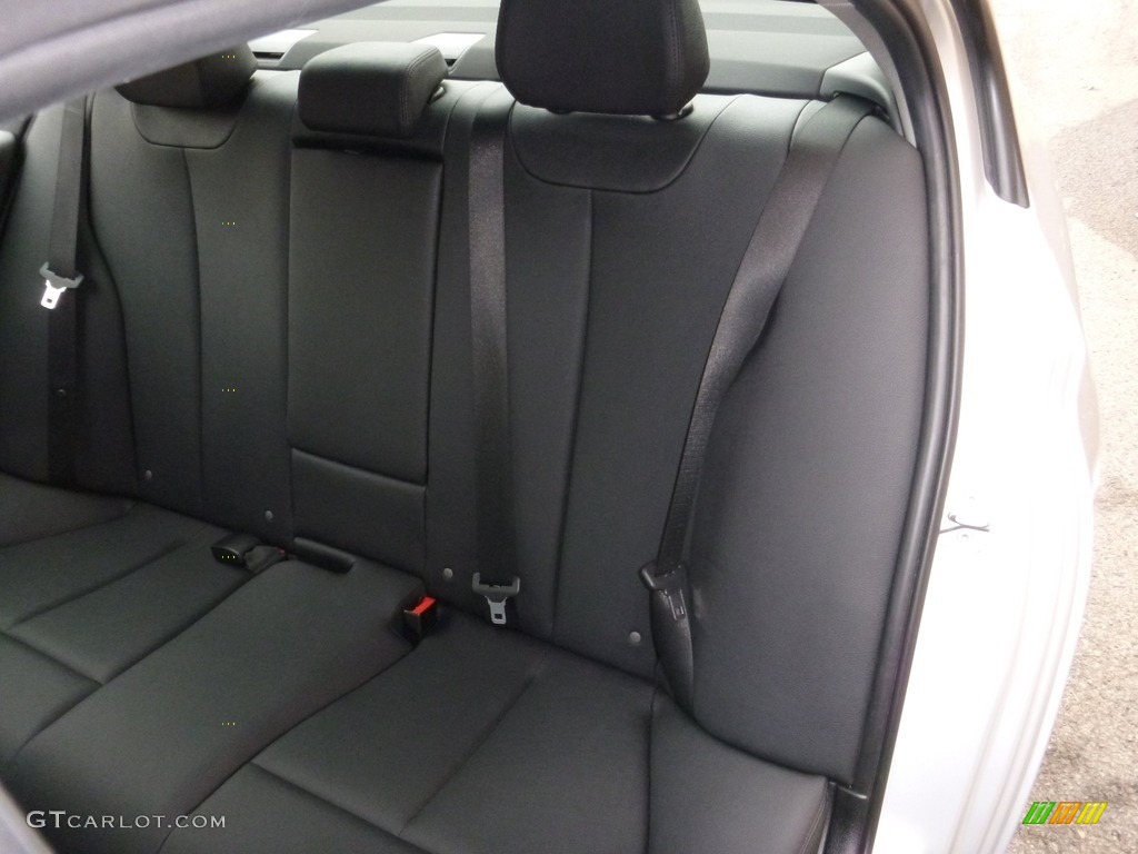 2014 3 Series 320i xDrive Sedan - Glacier Silver Metallic / Black photo #15