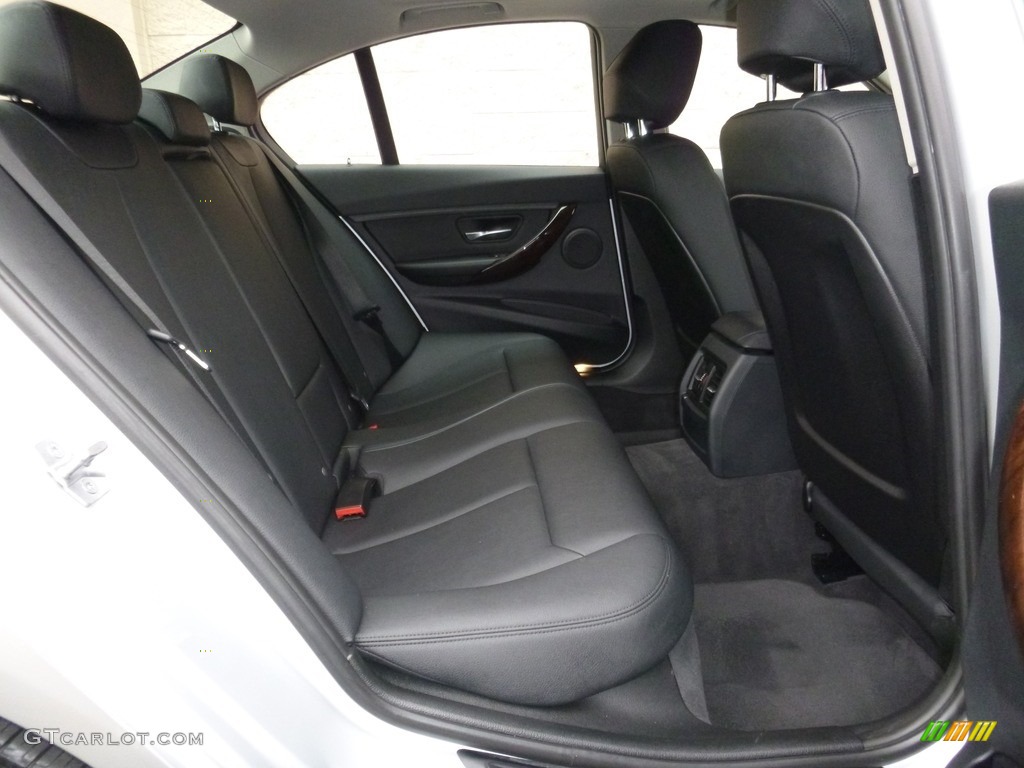 2014 3 Series 320i xDrive Sedan - Glacier Silver Metallic / Black photo #25