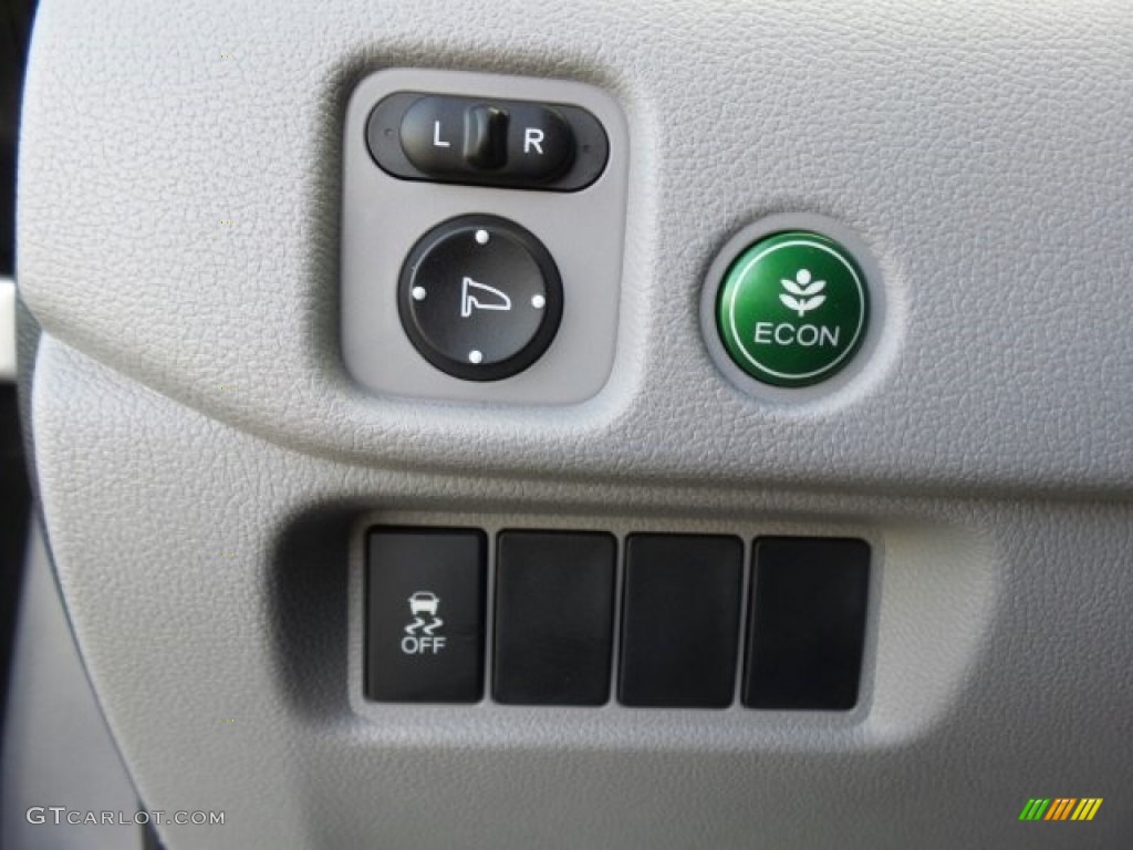 2017 Honda Pilot EX-L AWD Controls Photo #118878793