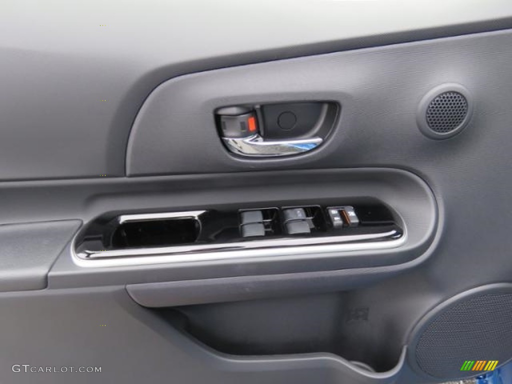 2016 Prius c Four - Blue Streak Metallic / Ash/Black photo #9