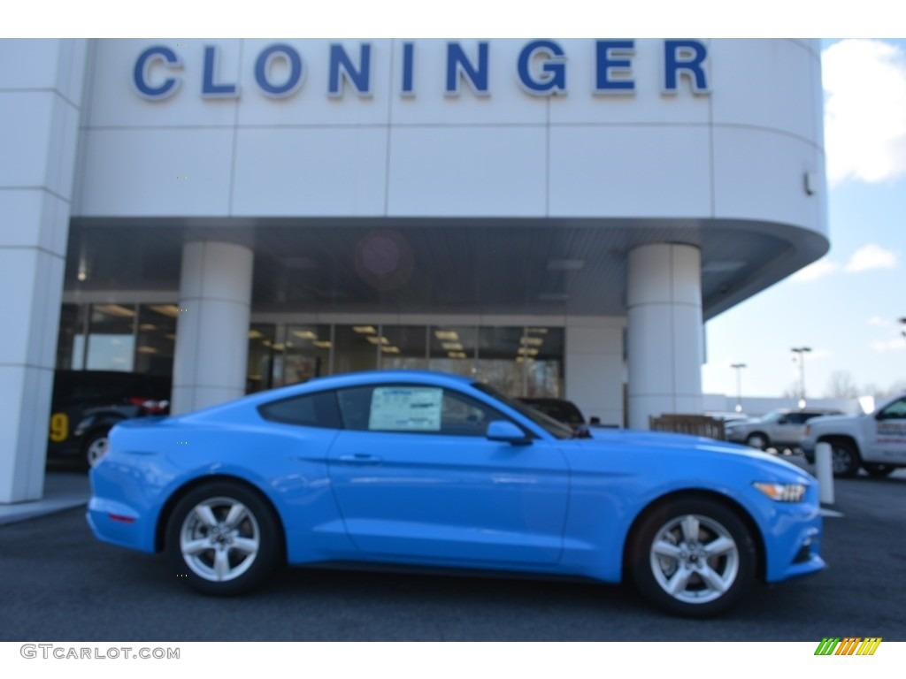 2017 Mustang V6 Coupe - Grabber Blue / Ebony photo #2