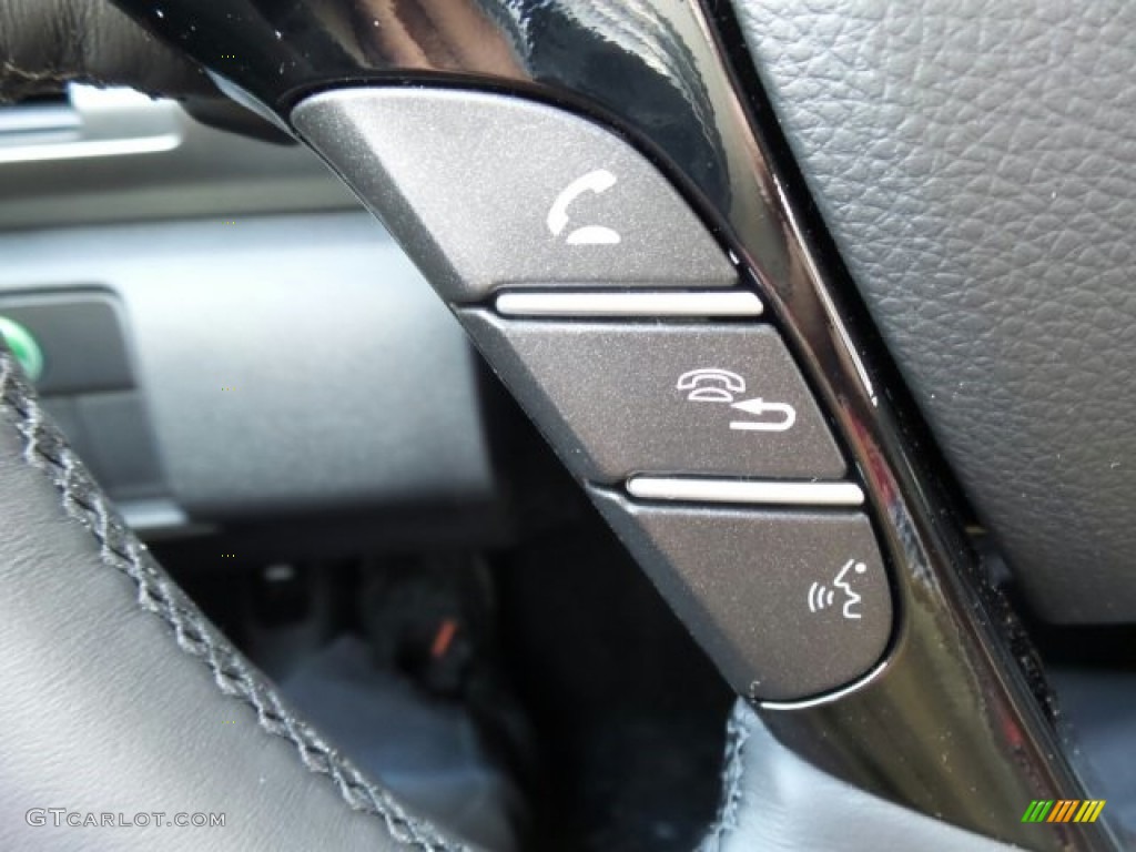 2017 Honda Accord EX-L Coupe Controls Photo #118879540