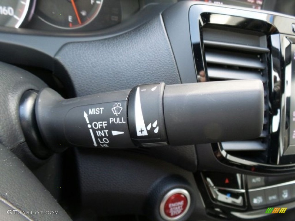 2017 Honda Accord EX-L Coupe Controls Photo #118879606
