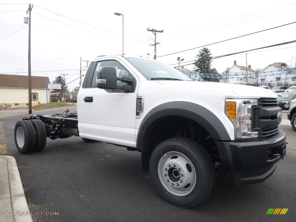 Oxford White 2017 Ford F550 Super Duty XL Regular Cab 4x4 Chassis Exterior Photo #118880098