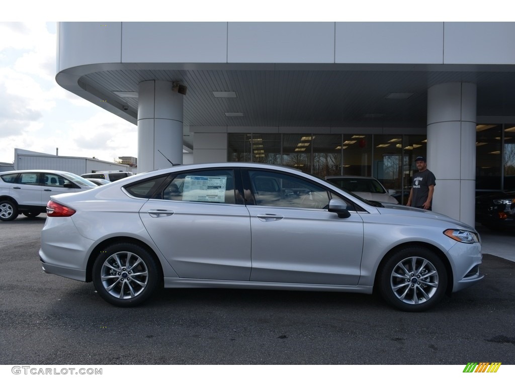 2017 Fusion SE - Ingot Silver / Ebony photo #2