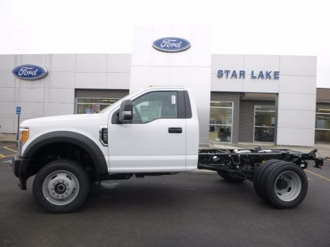 2017 Ford F450 Super Duty XL Regular Cab 4x4 Chassis Data, Info and Specs