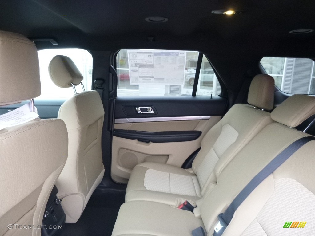 2017 Ford Explorer 4WD Rear Seat Photo #118881865