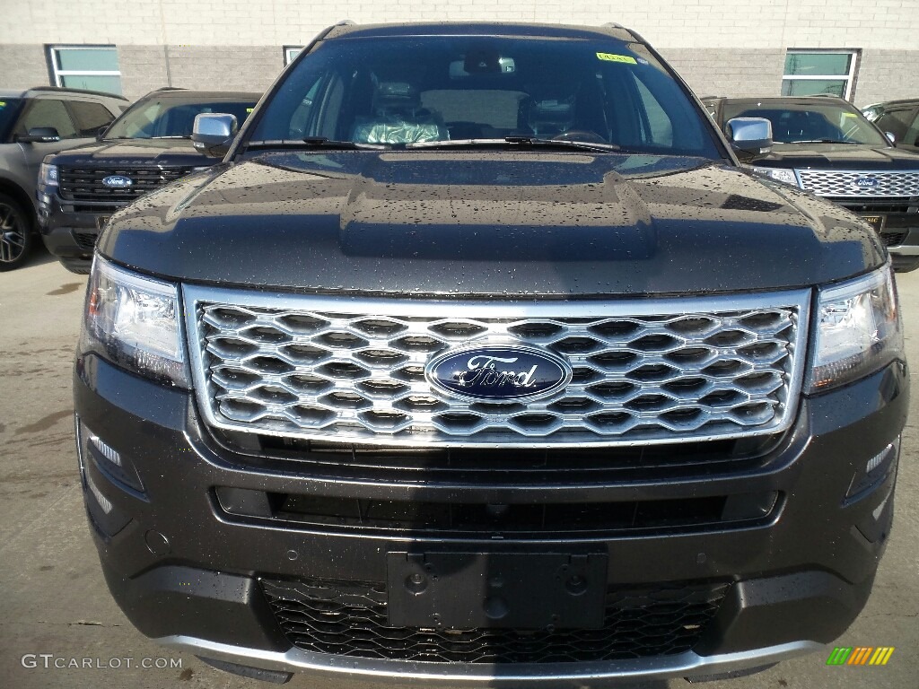 2017 Explorer Platinum 4WD - Magnetic / Ebony Black photo #2