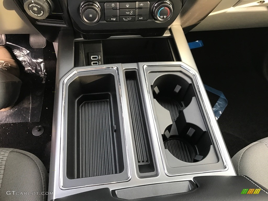 2017 F150 XLT SuperCrew 4x4 - Ruby Red / Earth Gray photo #12