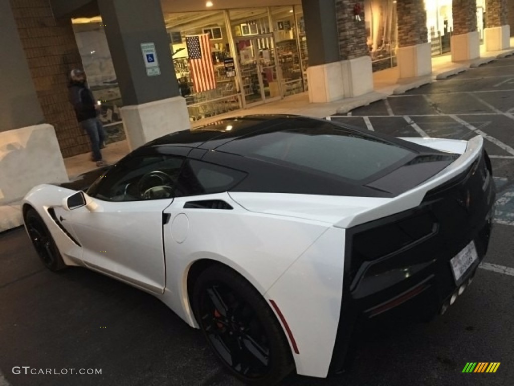 2016 Corvette Stingray Coupe - Arctic White / Adrenaline Red photo #2