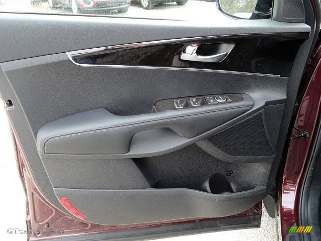 2017 Kia Sorento LX Door Panel Photos