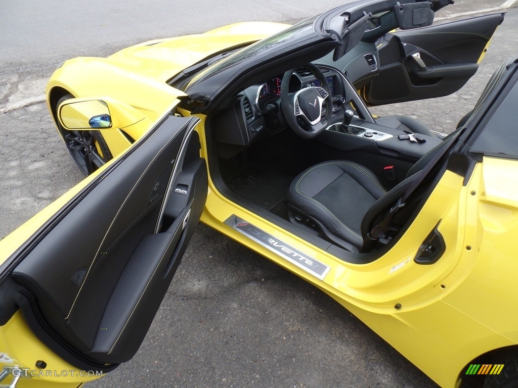 Jet Black Interior 2017 Chevrolet Corvette Stingray Coupe Photo #118891480