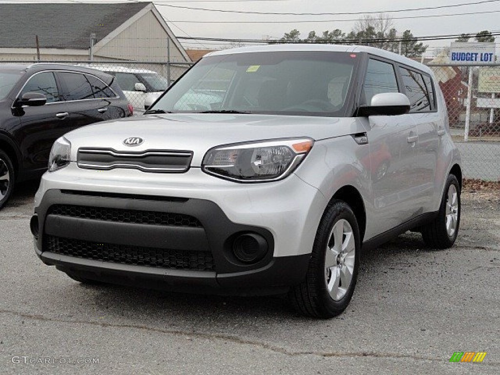 2017 Kia Soul Standard Soul Model Exterior Photos