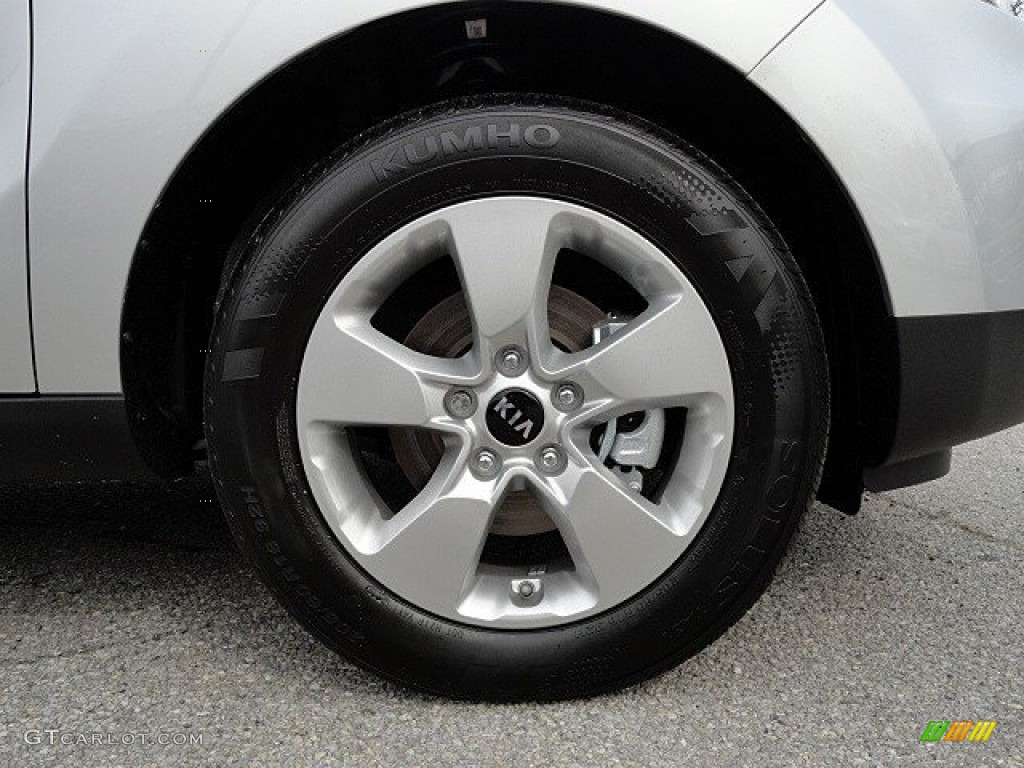 2017 Kia Soul Standard Soul Model Wheel Photos