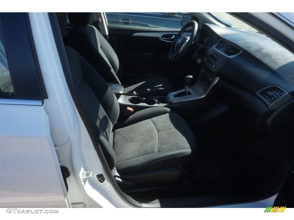 2014 Sentra SV - Aspen White / Charcoal photo #11