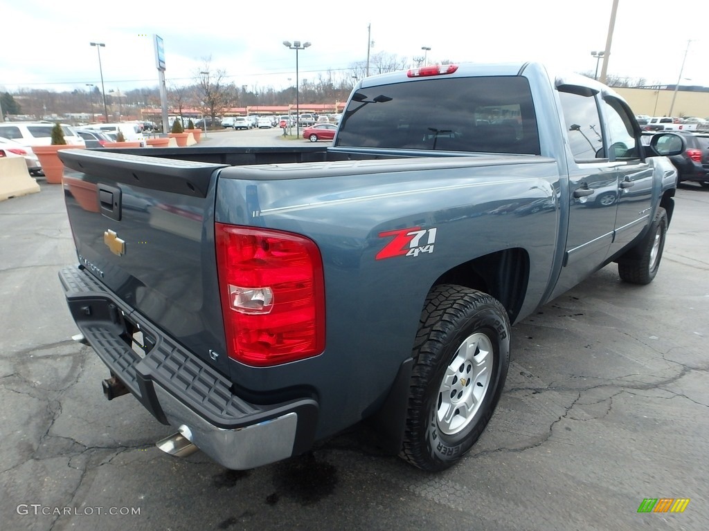 2009 Silverado 1500 LT Crew Cab 4x4 - Blue Granite Metallic / Ebony photo #7