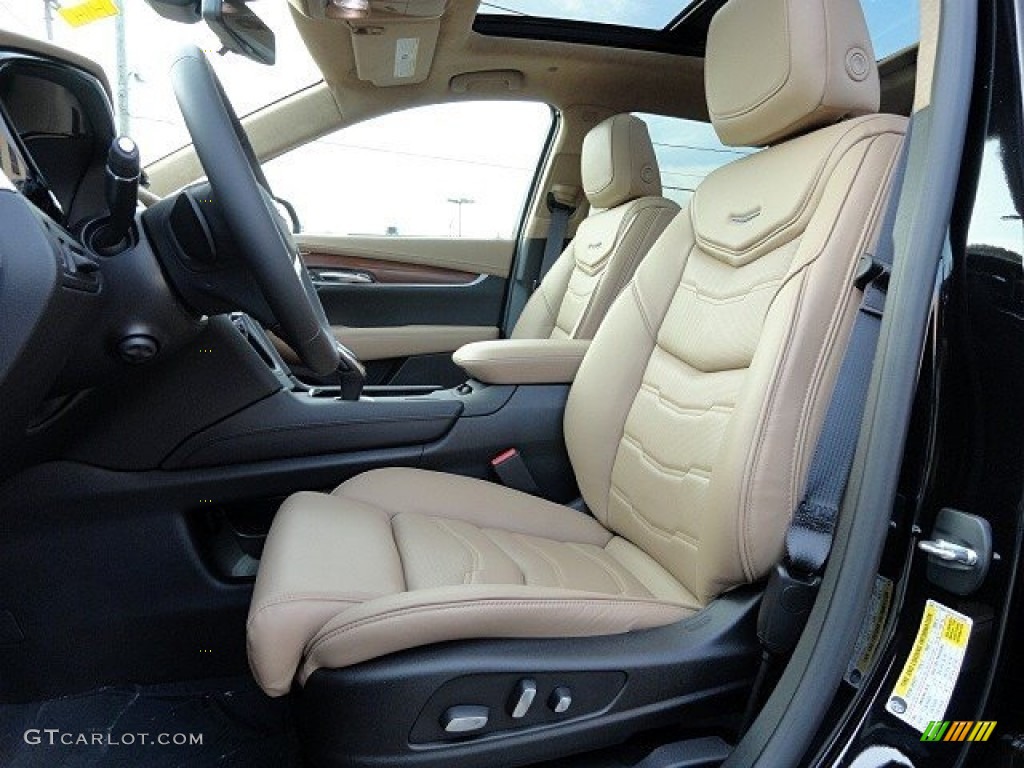 2017 Cadillac XT5 Platinum AWD Front Seat Photo #118895364