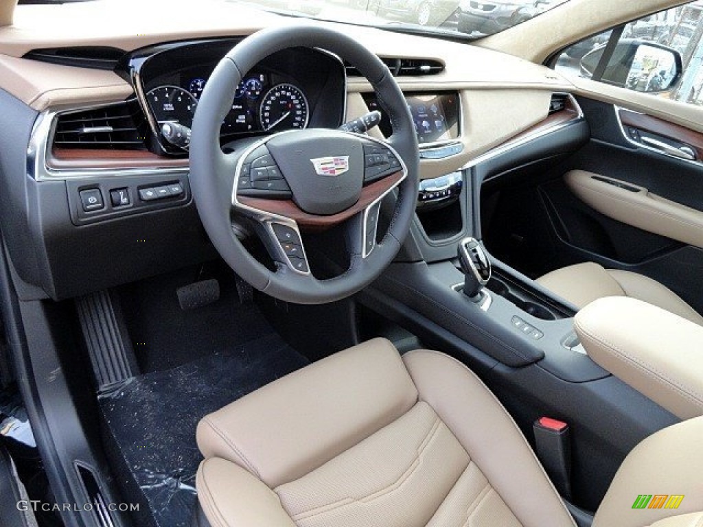 Maple Sugar Interior 2017 Cadillac XT5 Platinum AWD Photo #118895392
