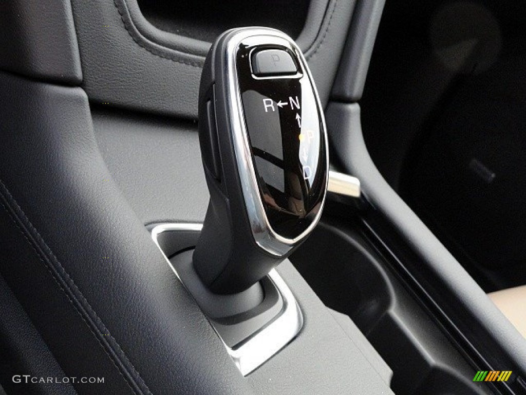 2017 Cadillac XT5 Platinum AWD 8 Speed Automatic Transmission Photo #118895425