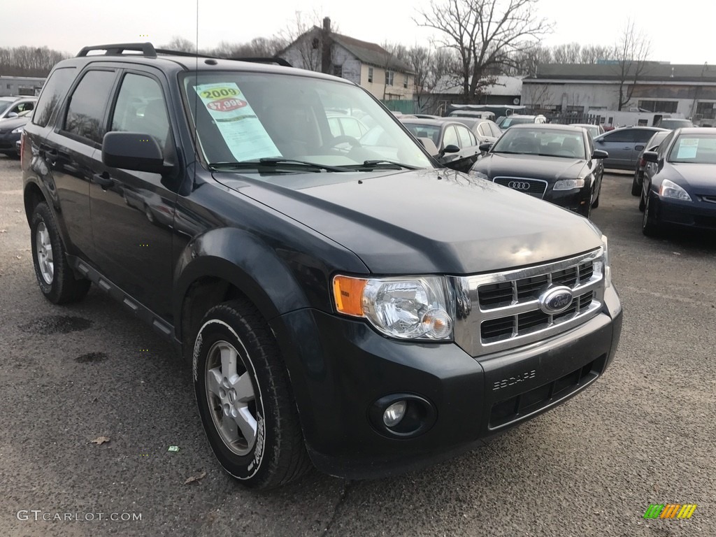 2009 Escape XLT 4WD - Sterling Grey Metallic / Charcoal photo #10