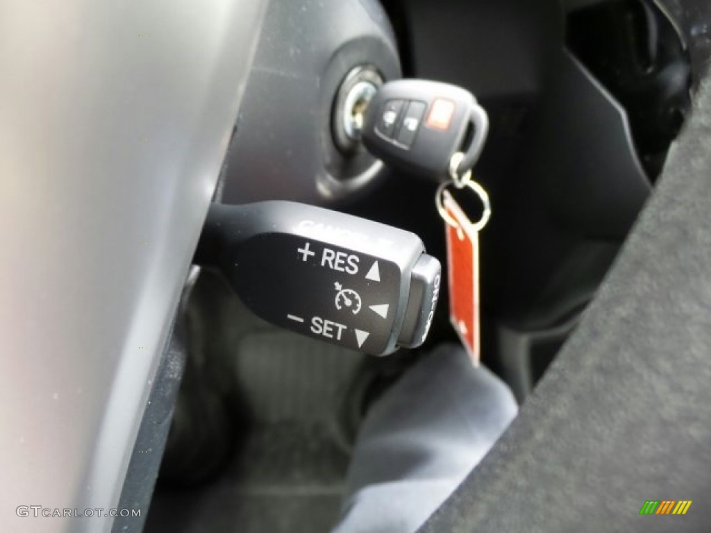 2017 Toyota Prius c Two Controls Photo #118902411