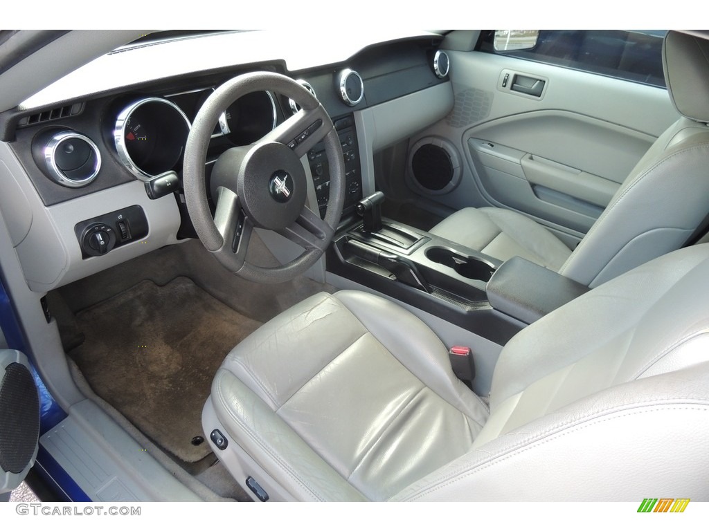 2005 Mustang V6 Premium Coupe - Sonic Blue Metallic / Light Graphite photo #12