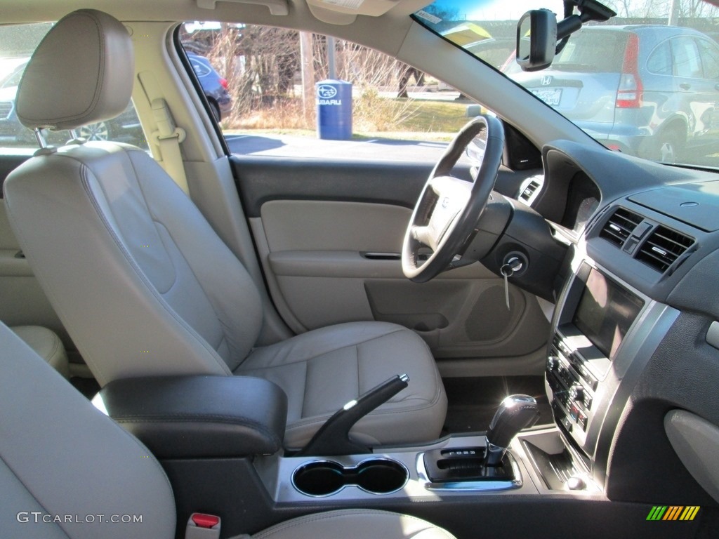 2010 Fusion Hybrid - Light Ice Blue Metallic / Medium Light Stone photo #16
