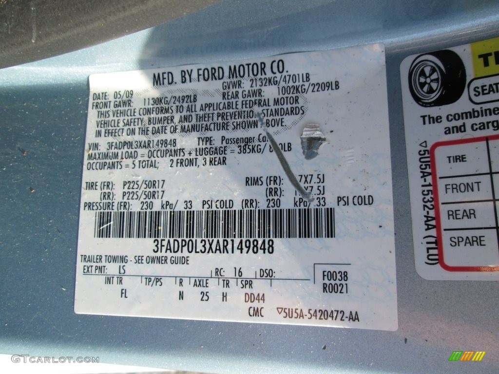 2010 Fusion Hybrid - Light Ice Blue Metallic / Medium Light Stone photo #29