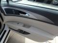 White Platinum - MKZ Premier Photo No. 12