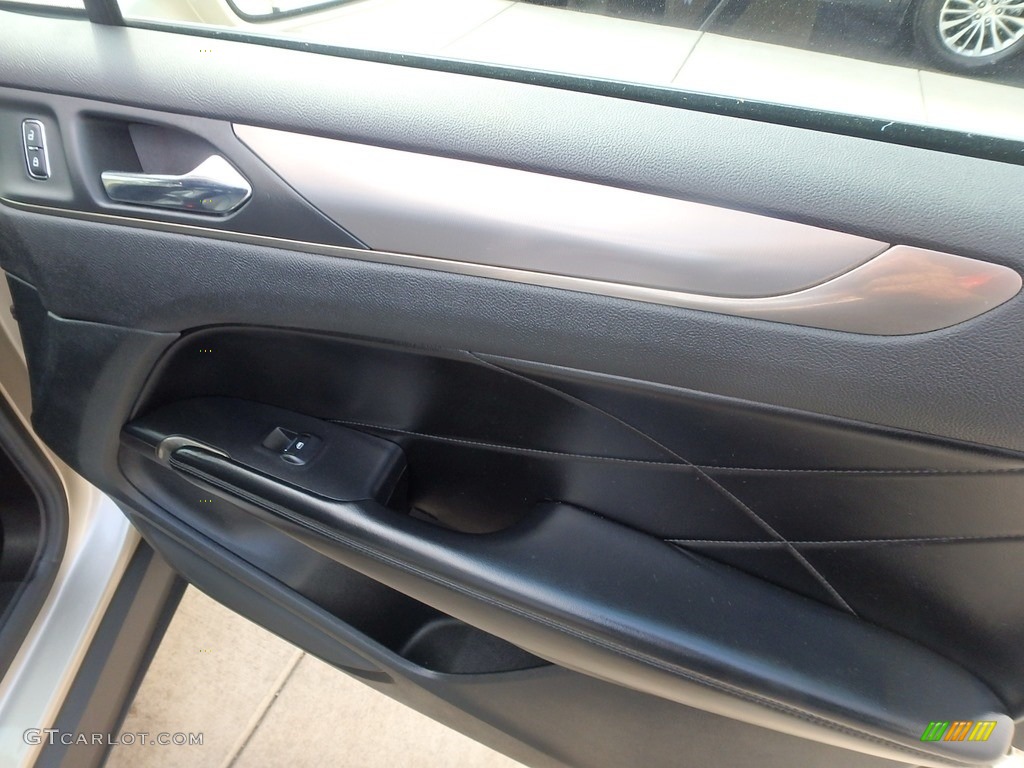 2017 Lincoln MKC Premier AWD Ebony Door Panel Photo #118915355