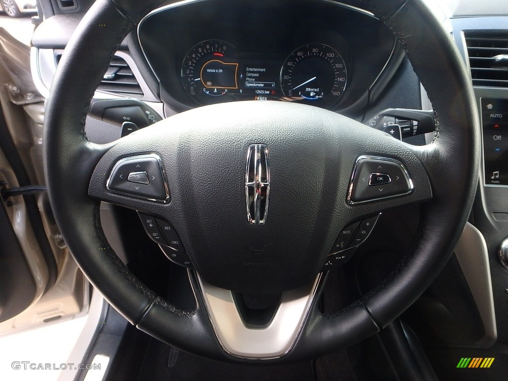 2017 Lincoln MKC Premier AWD Ebony Steering Wheel Photo #118915556