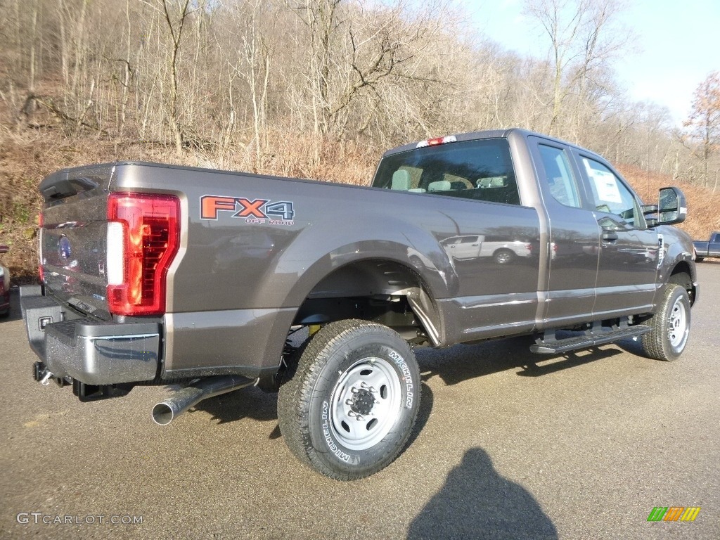 2017 F250 Super Duty XL SuperCab 4x4 - Caribou / Medium Earth Gray photo #3