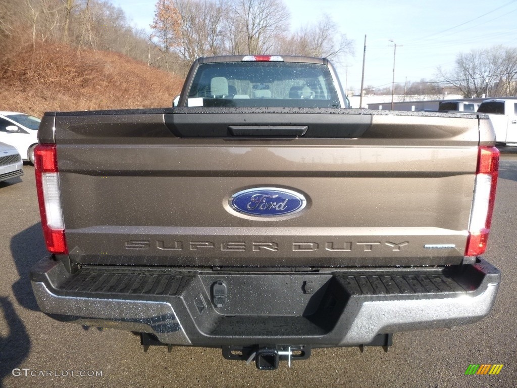 2017 F250 Super Duty XL SuperCab 4x4 - Caribou / Medium Earth Gray photo #4