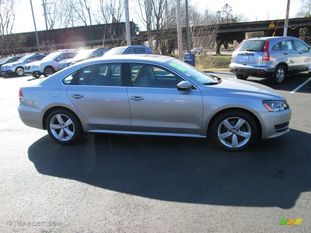 2012 Passat 2.5L SE - Tungsten Silver Metallic / Titan Black photo #5
