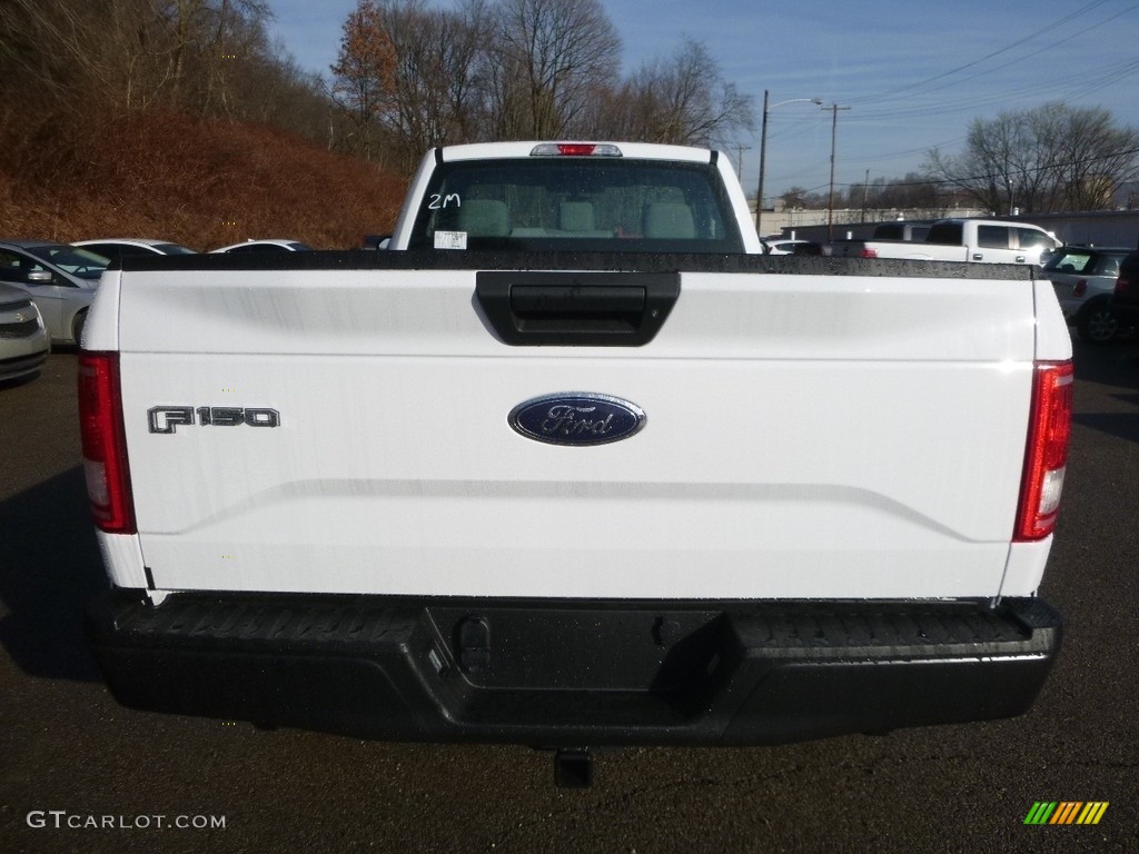 2017 F150 XL Regular Cab 4x4 - Oxford White / Earth Gray photo #5