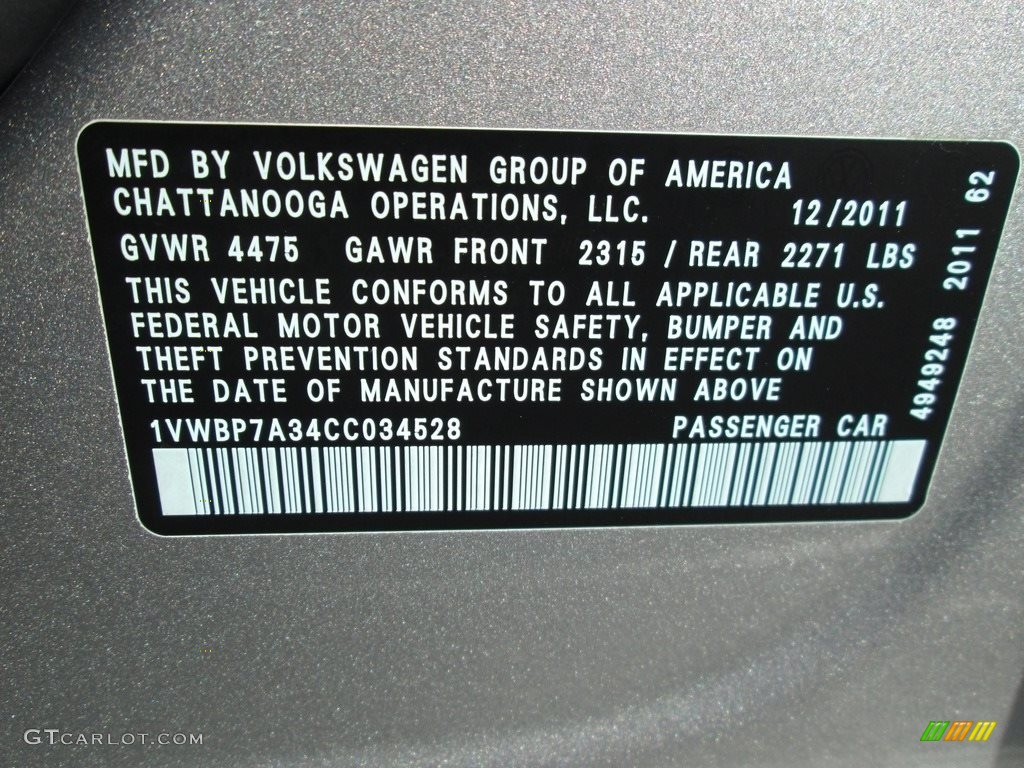 2012 Passat 2.5L SE - Tungsten Silver Metallic / Titan Black photo #29