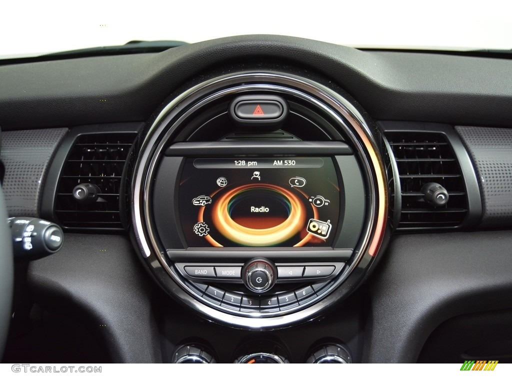 2017 Mini Hardtop Cooper 4 Door Controls Photo #118921009