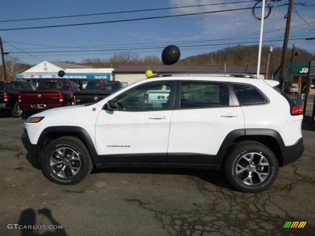 2017 Cherokee Trailhawk 4x4 - Bright White / Black photo #3