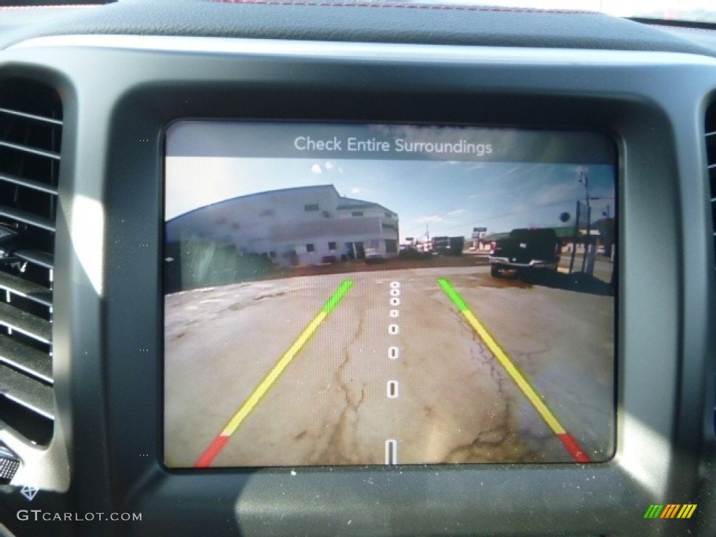 2017 Cherokee Trailhawk 4x4 - Bright White / Black photo #19