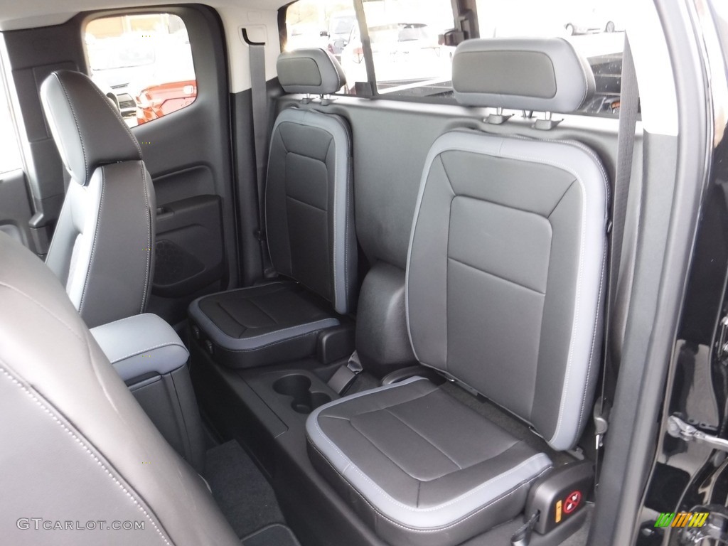 2017 Chevrolet Colorado Z71 Extended Cab 4x4 Rear Seat Photo #118926152