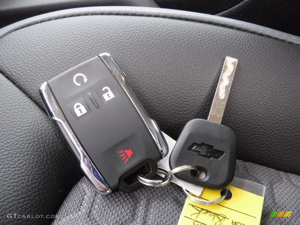 2017 Chevrolet Colorado Z71 Extended Cab 4x4 Keys Photos