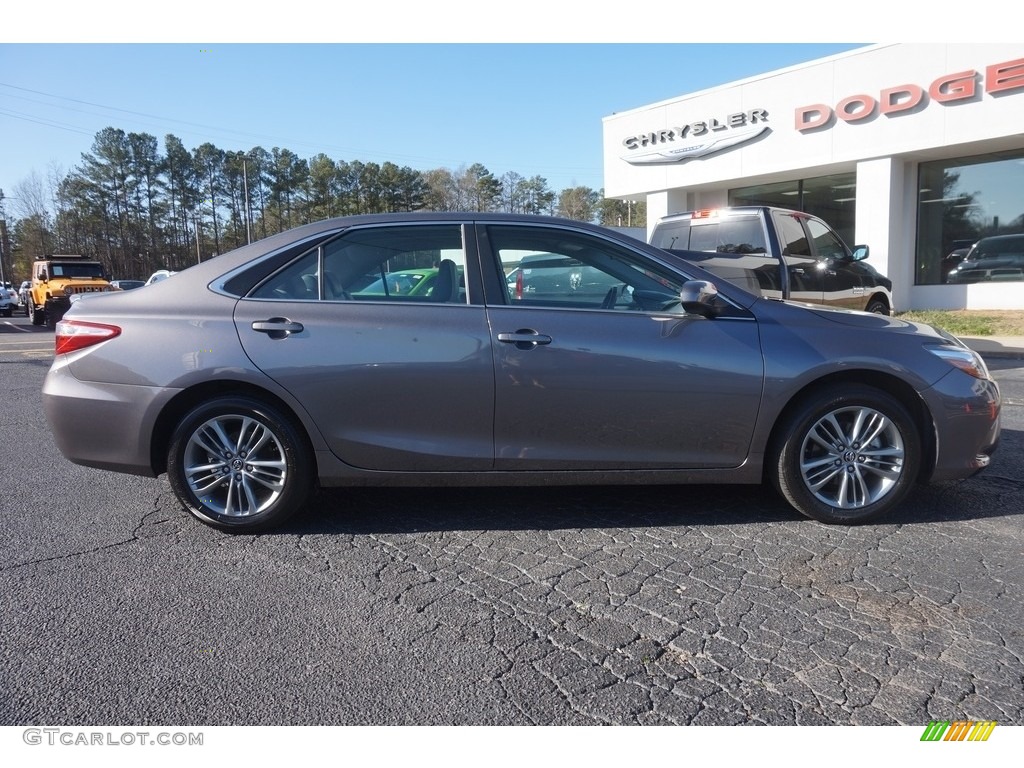 2015 Camry SE - Predawn Gray Mica / Ash photo #8