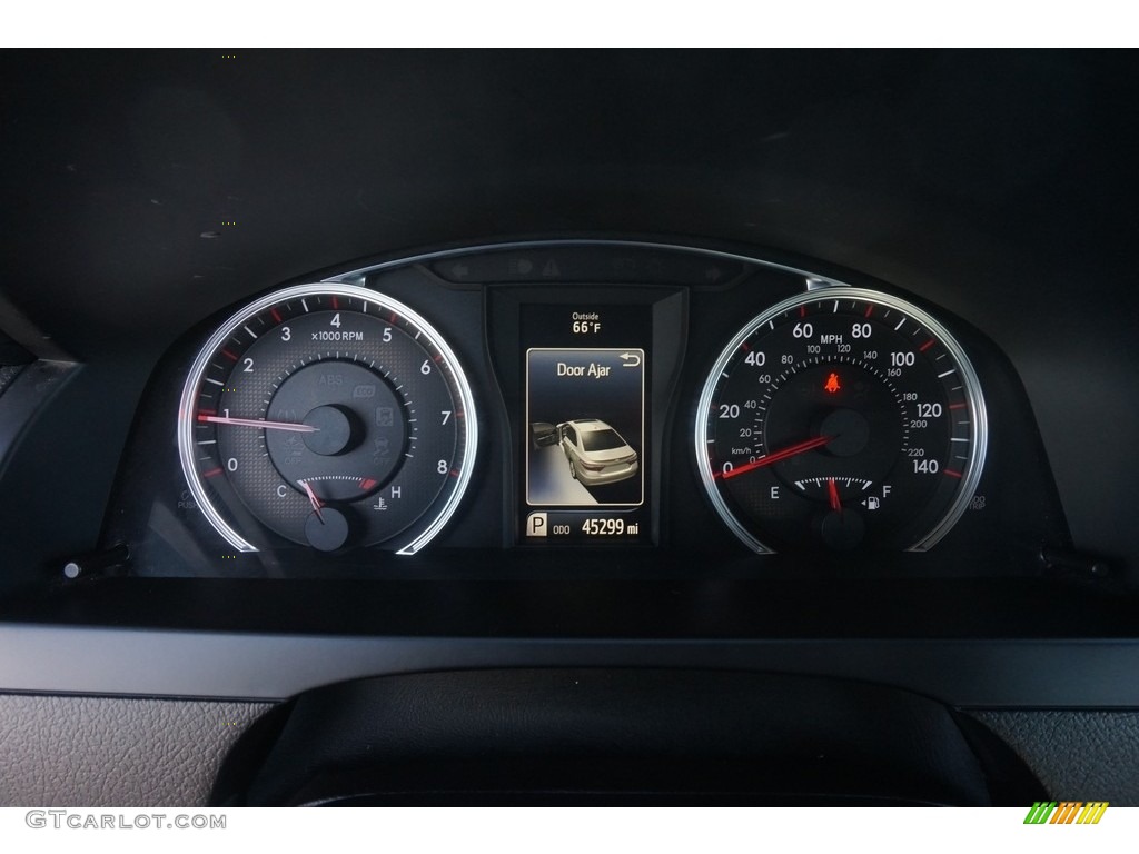 2015 Camry SE - Predawn Gray Mica / Ash photo #21