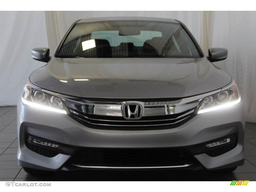 2017 Accord Sport Sedan - Lunar Silver Metallic / Black photo #4