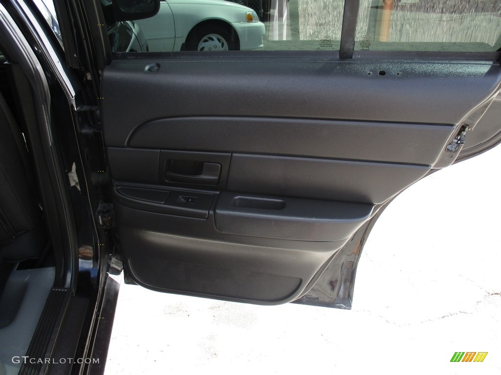 2011 Crown Victoria Police Interceptor - Black / Charcoal Black photo #15