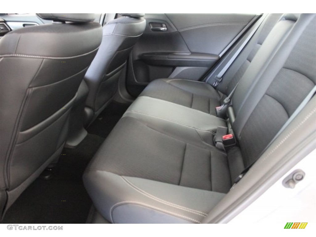 2017 Accord Sport Sedan - Lunar Silver Metallic / Black photo #25